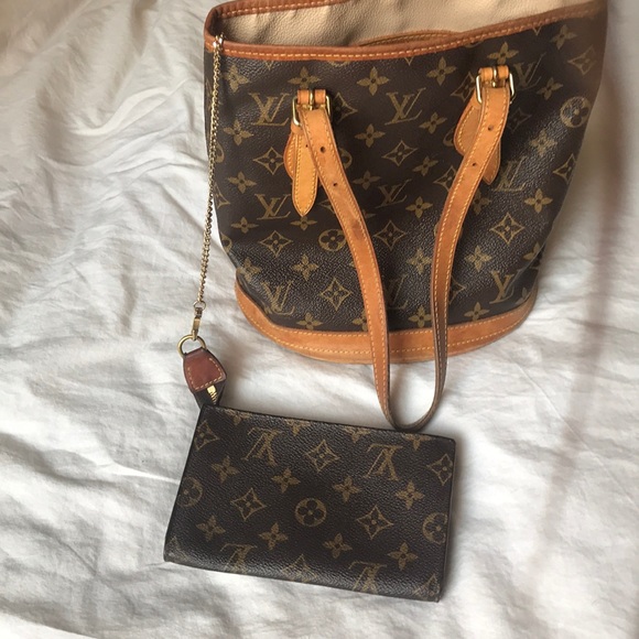 Louis Vuitton Monogram Petite Bucket - Picture 5 of 8